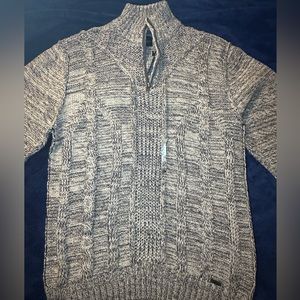 J.B. Halt Quarter Zip Sweater. Size L